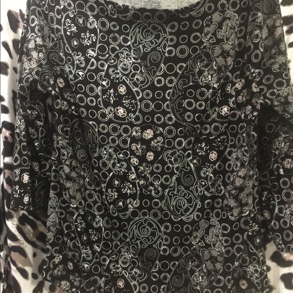 Westbound black white 3/4 sleeve tee